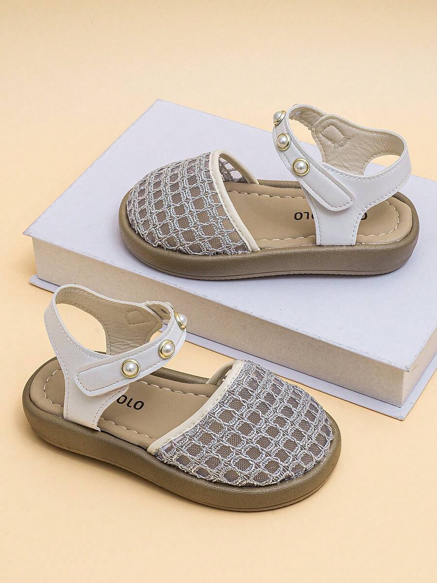 2026 Silver Luxury Pearl Girls' Sandals, Silver-White Mesh Breathable Fabric, Adjustable Pearl Strap, Wide Toe Box Non-Slip Soft Sole Flat Sandals, Sweet Style, Summer Essential! - Beige - View 1