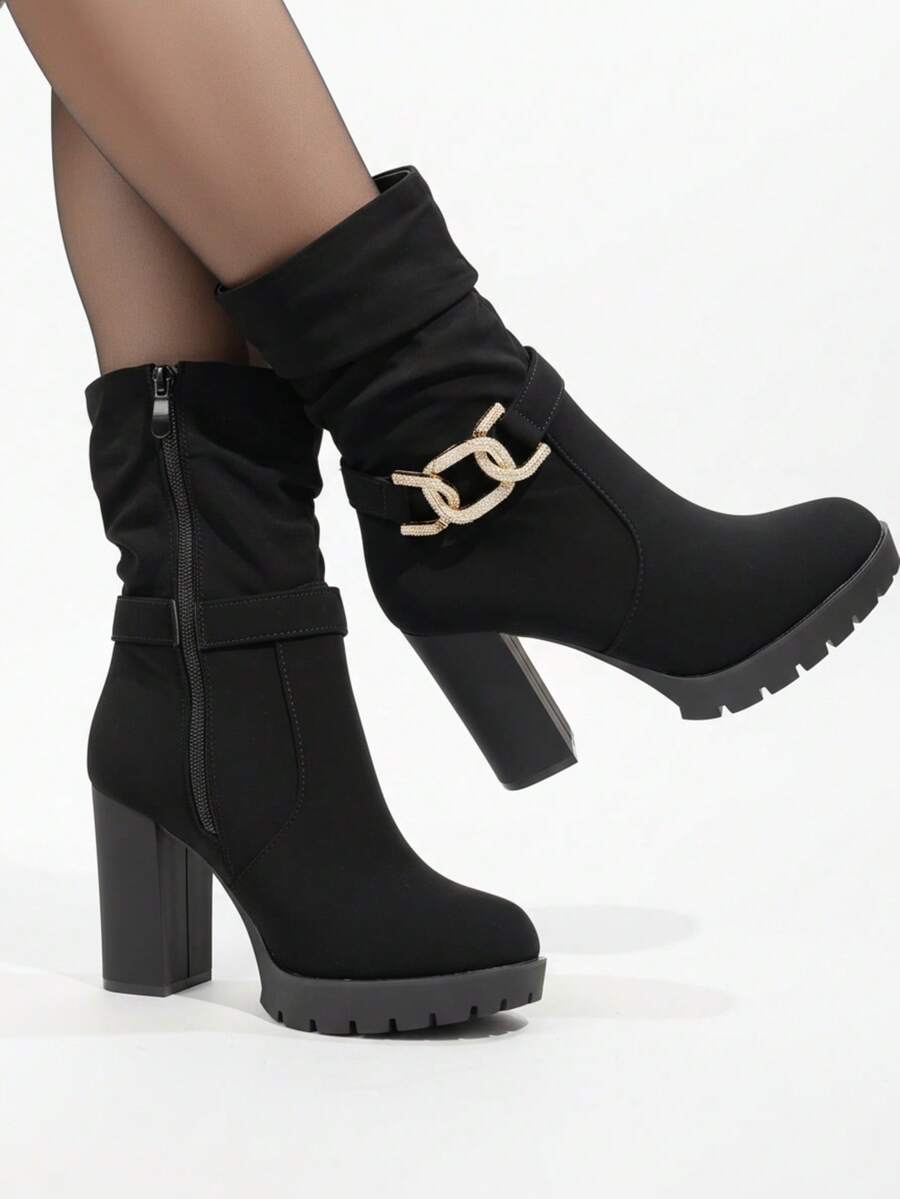 SYNTHETIC PLATFORM ANKLE BOOT WITH A 10CM HEEL AND A 2CM PLATFORM. WITH A BEAUTIFUL GLITTERED CAT ACCESSORY. IDEAL FOR EVENTS AND PARTIES. - Black - View 1