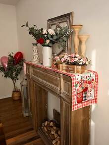 1 pièce Chemin de table, Chemin de table de la Saint-Valentin, Chemin de table imprimé de cœurs rouges à carreaux de buffle et de roses pour la Saint-Valentin, Anniversaire, Banquet de mariage, Décoration de table romantique, Décoration de table à manger