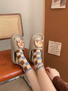 XIXITIAO 水豚情侣拖鞋，柔软平底休闲拖鞋，EVA材质春夏可爱拖鞋，纯色经典平底拖鞋，时尚水豚图案，适合户外/沙滩/居家穿着 - 正面沙漠棕 - 查看 12