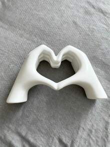 1件心形和手形树脂摆件，创意奢华风格，适用于书桌、办公室和家居装饰。 - 彩色 - 查看 6