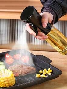 1pc Oil Sprayer Bottle, Kitchen Cooking Tool, Cooking Oil Mister Spray Bottle, Suitable For Baking, Grilling, Salad, Frying, Hair Care, Made Of PET Material, Kitchen Essential (Plastic Version, Not Dishwasher , Random Style) - Black - View 1