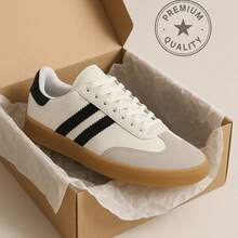 Unisex White Casual Sneakers With Black Stripes – Comfortable, Stylish, And Non-Slip, Pairs Well With Jeans, Shorts, And Skirts - Trắng Đen - Xem 1