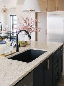 YUANYI Beige Waterstone Self-Adhesive Marble Sticker, Smooth Surface Waterstone Wallpaper Kitchen Non-Stick Cabinet Door Countertop Wallpaper Oil-Proof Sticker Renovate Countertop Stove Tabletop Marble Sticker Heat-Resistant Imitation Stone Plate Film - Multicolor - View 3