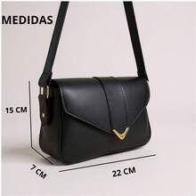 Women's Shoulder Bag With Gold Details. Envelope Bag With Magnetic Closure. - màu đen - Xem 4