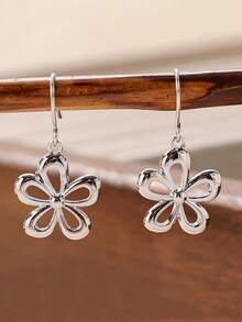 1 Pair Silver Flower Earrings, Suitable For Daily Wear As Jewelry, Also An Ideal Gift - Silver - View 7