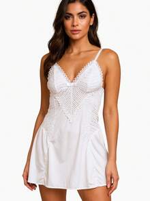 Camisola Sexy de Renda com Fenda Lateral e Decote V Sensual Confortável - Vinho - Visão 5