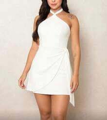 Women's Short Halter Wrap Jumpsuit With Tie Detail - Elegant Party/Nightwear - Summer - 淺白色 - 查看 2