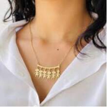 Colar Feminino com Seis filhos Netos Família Afetivo Menino Menina com Caixinha Para Presente - Dourado - Visão 5