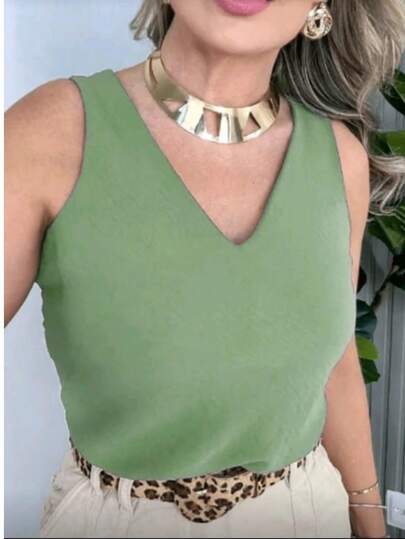 Blusa Femenina Social Regata Alça Gros Tecido Duna a   Poliéster    Peça em V    P ao  GG  Escritório  Férias  Diário    Verão