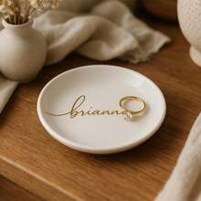 A Personalized Women's Ring Tray, Wedding Ring Set, Bridesmaid Favors, Her Wedding Gift, Engagement Gift, Bridal Party Gift, Anniversary Gift, Christmas, Valentine's Day, Mother's Day Gift, Stylish And Simple Ceramic Jewelry Dish.