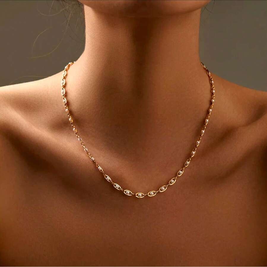18K Gold Pearl Pendant Necklace, Elegant And Timeless, This 18K Gold Pearl Necklace Features A Delicate Collarbone-Length Design With Long-Lasting Color Protection. Perfect For Adding A Soft, Refined Glow To Any Look - Multicolor - View 1