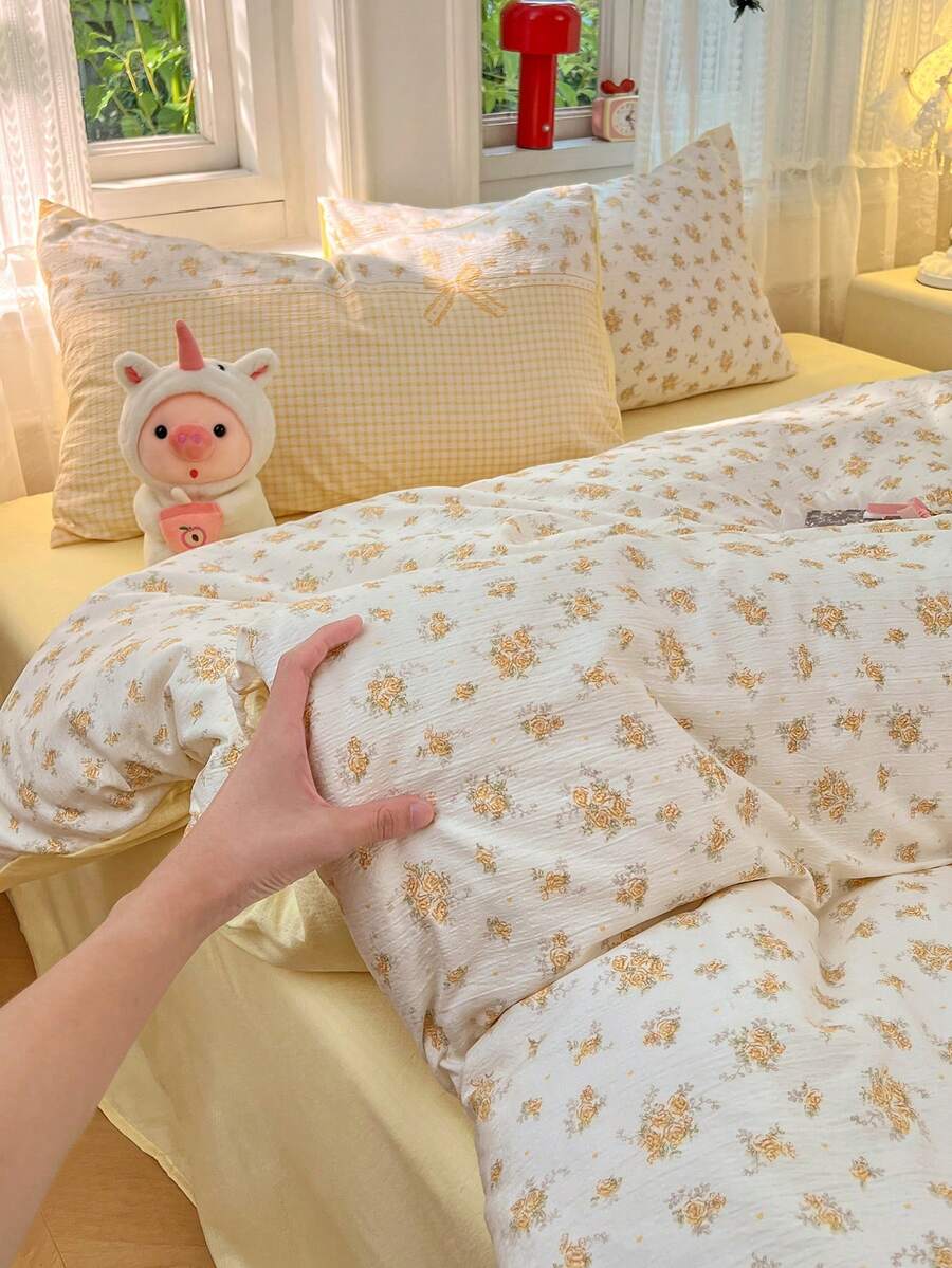 4pcs Reversible Bedding Set, Soft & Comfortable Bedroom Linens, Cute Floral Plaid Pattern, Breathable & Soft All Season Bed Set Including 1 Duvet Cover, 1 Flat Sheet, 2 Pillow Shams, No Filling, Suitable For Bedroom, Dorm, Home Use, Multiple Sizes Available - 黃色 - 查看 1