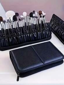 حقيبة حامل فرش المكياج ذات السعة الكبيرة باللون الأسود، حافظة فرش مكياج محمولة عالمية، صندوق فرش مكياج قابل للطي، حقيبة فرش مكياج محمولة بسحاب، حقيبة يد احترافية للسفر والمنزل، حقيبة مكياج هدية، حقيبة مكياج، حقيبة مستحضرات تجميل، حقيبة غسيل، ضروريات السفر، ضروريات الإجازة، ضروريات الرجال والنساء