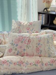 1 Set Of 4pcs Camellia Floral Bedding Set, Popular Floral Pattern, Warm Girly Style, Polyester Soft Skin-Friendly Suitable For Women's Bedroom/Dormitory Decor, (1 Duvet Cover + 1 Bed Sheet + 2 Pillowcases), Pillow Cases With Random Pattern Cutting, No Filler Included