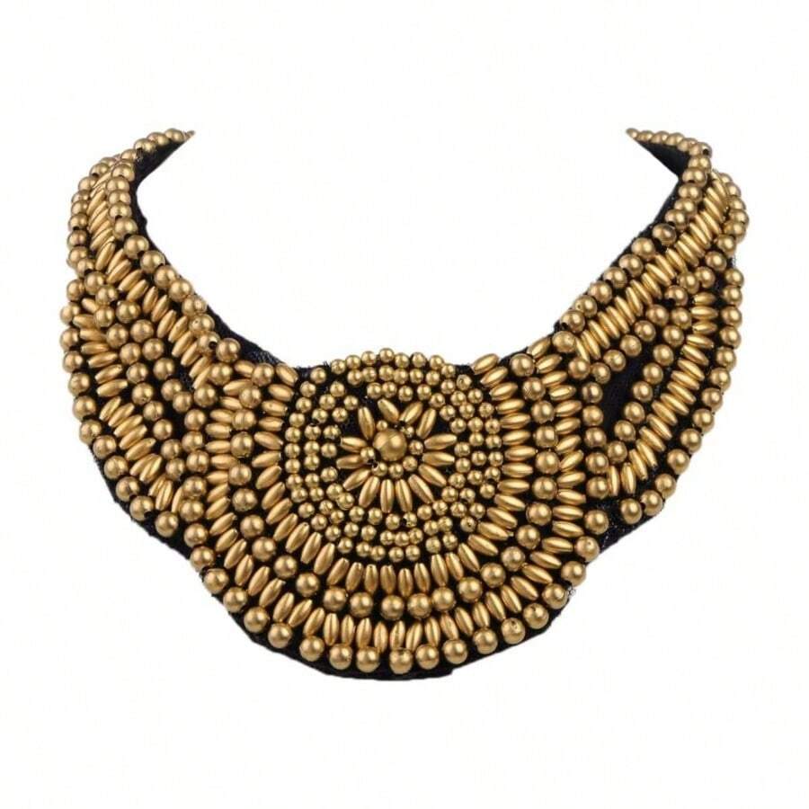 - Collar con babero tnico  con abalorio doradas aztecas y borde festoneado, Metal - inicial - Ver 1