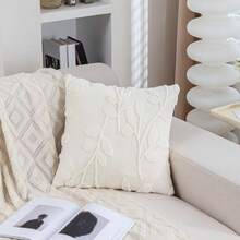 1pc Pillowcases, Three-Dimensional Leaf Pattern Throw Pillow Covers, Comfortable And Soft Plush Decorative Throw Pillow Covers, Suitable For Bedroom Bedding, Home Decoration, Sofa Decoration, Camping, Outdoor And Other Multiple Scenarios - White - View 4