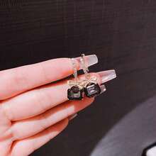 1 对简约风格精致蝴蝶设计珐琅耳环，时尚高端耳环，适合日常佩戴 - 灰色 - 查看 2