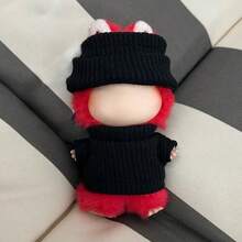 1套迷你10厘米娃娃服装套装，兼容第四代娃娃，包含服装配件、帽子和毛衣套装，娃娃换装服装（不含娃娃）