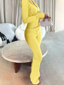 Bộ 2 món đồ nữ màu vàng thủ công, có mũ trùm đầu, dây rút và khóa kéo, thích hợp cho cả hoạt động ngoài trời và trong nhà, ngọt ngào và thoải mái, đồ đi nghỉ mát và thể thao mùa đông. - Màu vàng - Xem 6