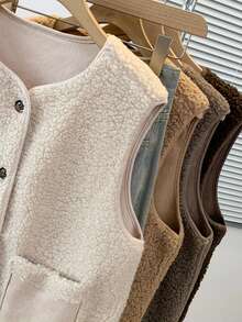 YUXIN 秋冬季女士必备单品！柔软仿羊羔绒无袖开衫背心，配有双口袋，超级保暖，日常百搭。 - 杏色 - 查看 8