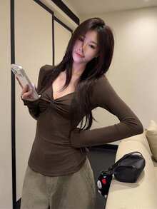 女士修身塑形无缝打结下摆长袖打底T恤，秋冬季 - 咖啡棕 - 查看 3