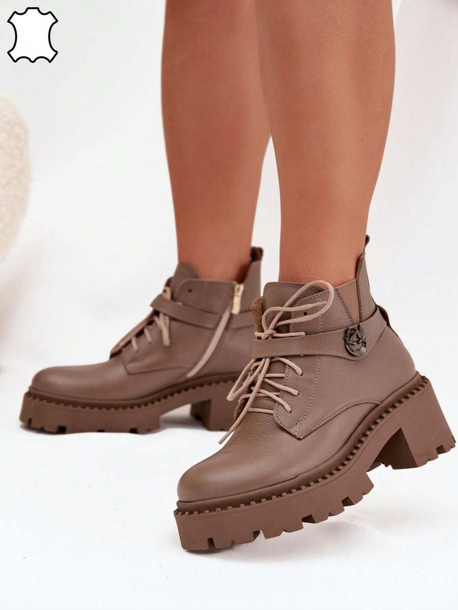 Damskie Botki Skórzane Na Stabilnym Klocku Z Ozdobnym Paskiem I Zamkiem - Idealne Na Codzień Zielony Brązowy Beżowy - Beżowy - Zobacz 1