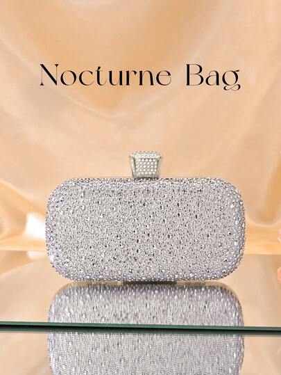 1个银色奢华水钻装饰金属链条单肩包，优雅迷你盒形晚宴手拿包，适合婚礼、派对、正式场合，可作为女士礼物或派对手提包。完美适用于派对、婚礼、舞会、正式晚宴/活动，是婚礼必备单品，与毕业/舞会礼服和晚礼服配饰完美搭配，婚礼手拿包