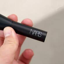 Nars Professional Blush Brush , Soft Synthetic Hair Makeup Brush For Powder & Cream Blush, Circular Domed Kabuki - Black - View 4