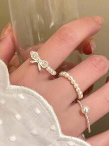 3Pcs Minimalist Bow Pearl Beaded Rings Set, Adjustable Stackable Jewelry – Sophisticated Daily Wear Gift For Christmas, Valentine's & Birthday - trắng - Xem 2