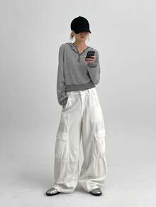 休闲百搭舒适纽扣条纹宽松V领卫衣 - 黑與白 - 查看 3