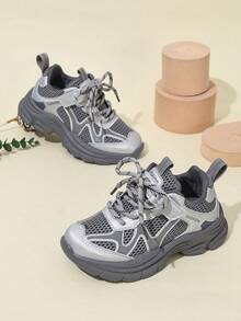 Children's New Lightweight Non-Slip Durable Soft Sole Outdoor Sports Shoes, Suitable For Spring And Autumn - Grey - View 1
