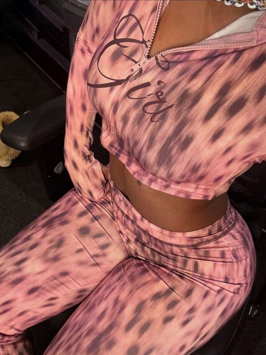 女士休闲街头风套装，印花“女孩”图案拉链连帽衫和长裤套装，长袖运动两件套，适合派对和聚会穿着，春秋季 - 豹紋粉 - 查看 1