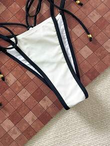 女士时尚抹胸比基尼套装，露背设计，侧系带泳裤，高弹面料 - 黑與白 - 查看 8