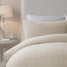 Lindly  - Natural Waffle Duvet Cover 260x220cm - Soft Touch Grid Pattern - Square Puckered Design - Natural - View 2