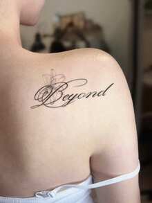 1 片时尚百合艺术英文文学锁骨肩部临时纹身贴纸，适合时尚人士使用 - 黑色 - 查看 3