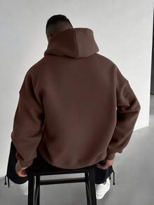 男士休闲时尚百搭日常通勤简约标语印花袋鼠口袋抽绳连帽衫，秋冬款 - 棕色 - 查看 2