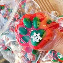 1个超大号柔软TPR材质猫爪挤压玩具 - 质朴纹理，儿童减压玩具，回弹缓慢，适合男孩、女孩作为生日、万圣节、圣诞节礼物 - 彩色 - 查看 30