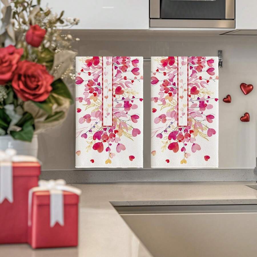 1pc/2pcs Microfiber Heart-Shaped Grass Kitchen Towel, 45*66cm Seasonal Kitchen Decor Dish Cloth, Valentine's Day Dishcloth, Valentine's Day Home Decor, Valentine's Day Housewarming Gift - Multicolor - View 1
