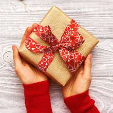 Ribbons & Bows - Red - View 4