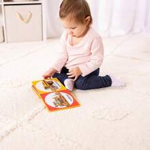 Libro Infantil en Inglsu2013 Poke - a - Construction Vehicles Vehculos de Construccin Libro de Cartn con Botones de - Multilingüe - Ver 6