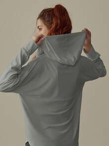 Never me Atasan Yoga Wanita Berkualitas Tinggi, Cocok untuk Lari Pagi, Jaket Kebugaran Profesional, Pakaian Luar Ringan Pelindung Matahari untuk Lari Musim Semi - Light Grey - View 4