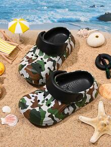 1 par de sandalias casuales ligeras y cómodas con estampado de camuflaje y diseño de dibujos animados para niños, para primavera/verano - Negro - Ver 3