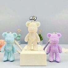 مجموعة DIY يدوية لصنع دب شرس مرصع بالراين ستون، حرفة إبداعية DIY، مجموعة سلسلة مفاتيح DIY. تشمل ألماس بألوان مختلفة، سهل التشغيل. مناسب لتزيين الحقائب، الحقائب الظهرية، سلاسل الهواتف وسلاسل المفاتيح. مثالي كهدايا للعطلات، هدايا عيد الميلاد، هدايا الحفلات وحشوات جوارب عيد الميلاد.
