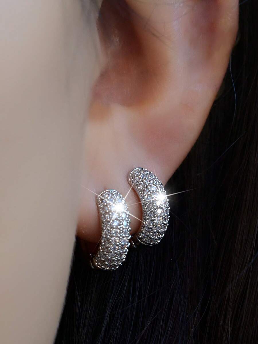 2件套精致闪亮耳环叠戴套装，18K镀金耳环，4排锆石圆形耳环，铜质耳骨环，耳垂上部耳环，可叠戴，不易褪色，低过敏性，厚实小巧的金耳环，适合女性佩戴，旅行简约风格，唇钉穿孔，婚礼金耳环叠戴套装，时尚配饰，女士珠宝 - 一對四排鋯石耳圈 - 查看 1