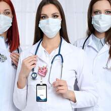 1pc Pink Heart Medical Badge, Valentine's Day Themed Design, Retractable Rotating ID Badge Holder, Romantic & Practical Accessory For Workplace