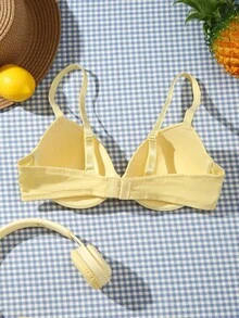 女士时尚浅黄色钢圈聚拢文胸 - 提升胸型，性感迷人，全天舒适，是日常穿搭的理想之选