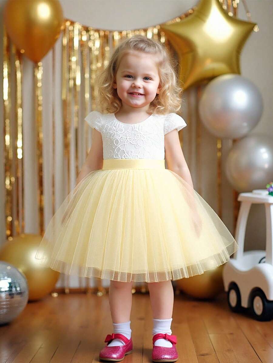 女婴连帽袖撞色蕾丝网纱蝴蝶结露背可爱生日派对连衣裙，适合花童、婚礼等场合，不含头饰 - 香檳色 - 查看 1