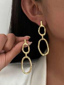 1 Pair Vintage Minimalist Hollow Metal Geometric Oval Stud Earrings, Punk Exaggerated Fashion Charm Jewelry, Suitable For Women's Daily Commute, Holiday Gifts, Parties And Banquets - Yellow Gold - View 12