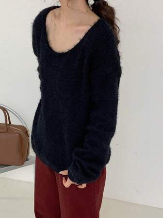 1pc Women's Solid Color Off-Shoulder Loose Casual Long Sleeve Oversized Sweater